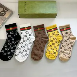 gucci chaussettes s_124a153